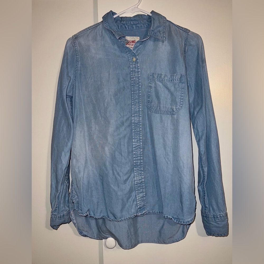 Mossimo button up shirt